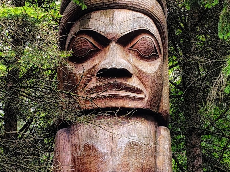 Masterful Craftsmanship of Gitksan Totem&nbsp;Carvers